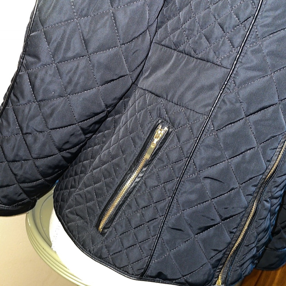 Guess Jacket - Picture 4 of 7